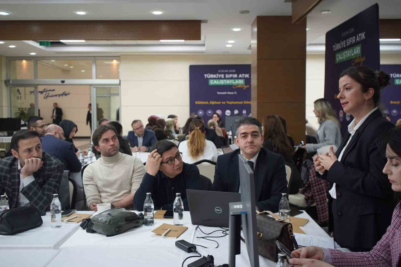 SIFIR ATIK HAREKETİ ÇERÇEVESİNDE 81 İLDE YAYGINLAŞTIRILMASI HEDEFLENEN "TÜRKİYE SIFIR ATIK...