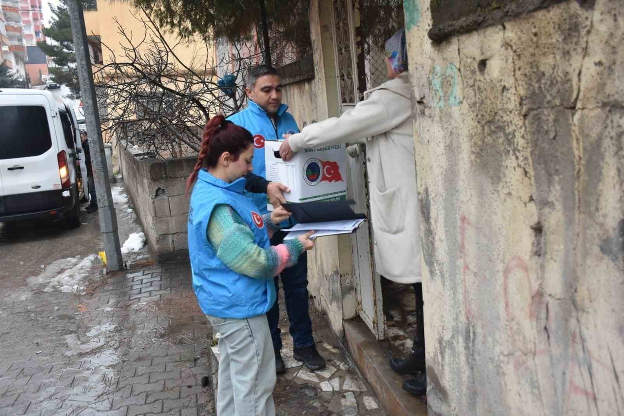 SİİRT BELEDİYESİ'NDEN ÇÖLYAK VE FENİLKEONÜRİ HASTALARINA GIDA DESTEĞİ