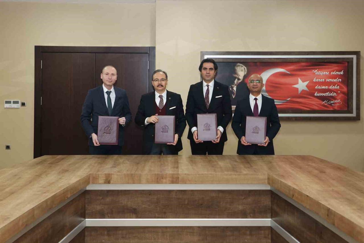 SİİRT’TE, KADIN İSTİHDAMINI ARTIRMAYI VE YEREL KALKINMAYI DESTEKLEMEYİ AMAÇLAYAN 2,5 MİLYON LİRA...