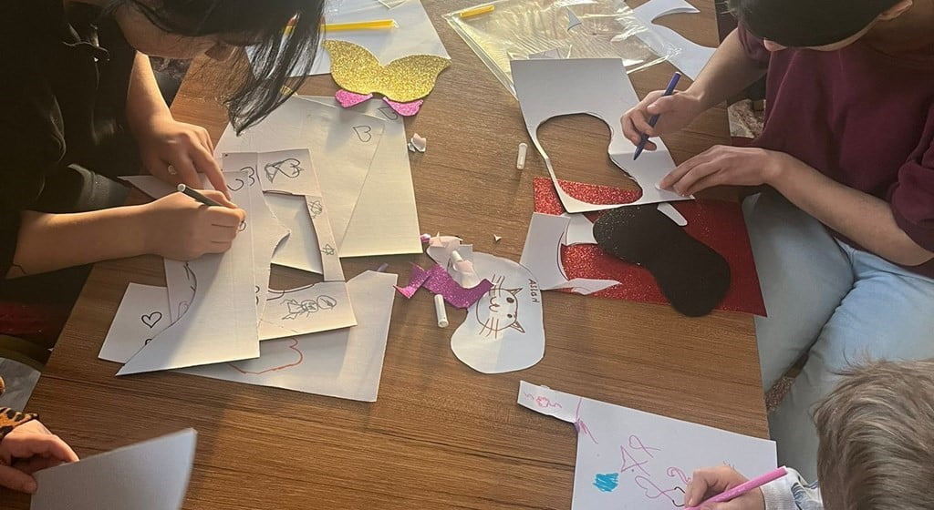 ŞIRNAK AİLE VE SOSYAL HİZMETLER İL MÜDÜRLÜĞÜ, KIŞ MEVSİMİNİN SOĞUK VE KARLI GÜNLERİNE RAĞMEN ÇOCUK...