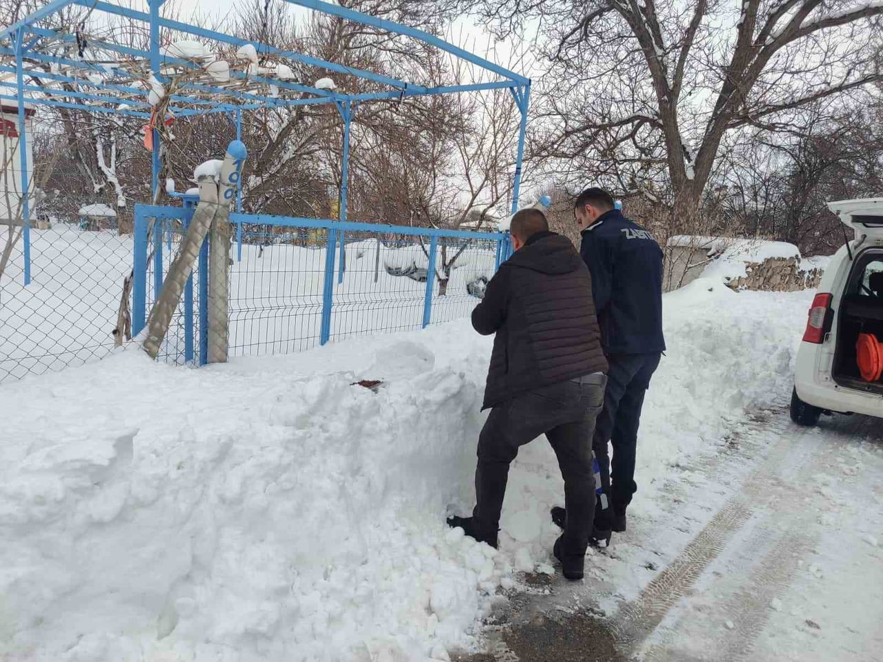 SOĞUK HAVALARIN ETKİSİNİ ARTIRDIĞI BU GÜNLERDE BÜNYAN BELEDİYESİ, SOKAK HAYVANLARINI...