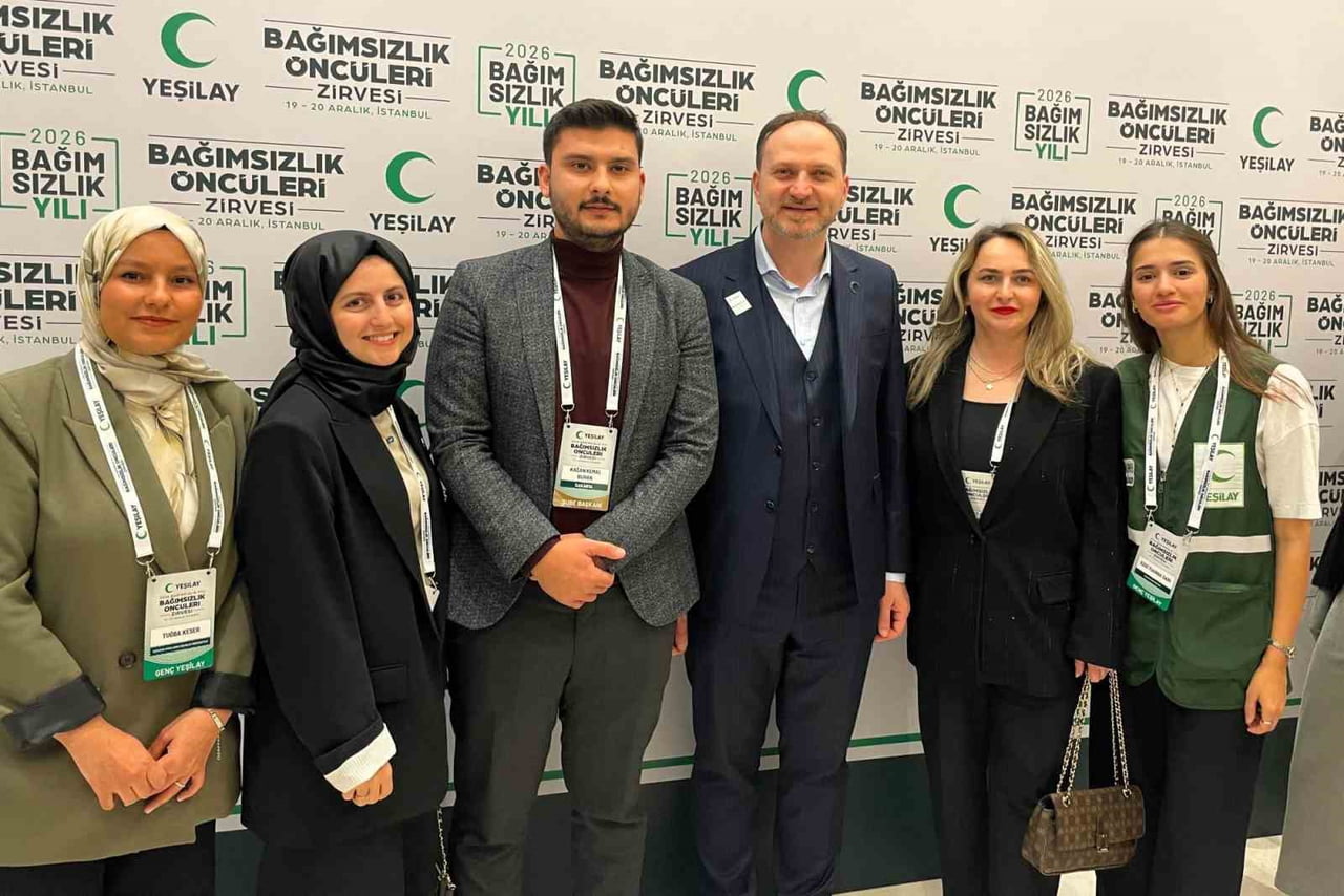 SUBÜ GENÇ YEŞİLAY TOPLULUĞU ÖĞRENCİLERİ, TÜRKİYE YEŞİLAY CEMİYETİ TARAFINDAN DÜZENLENEN...