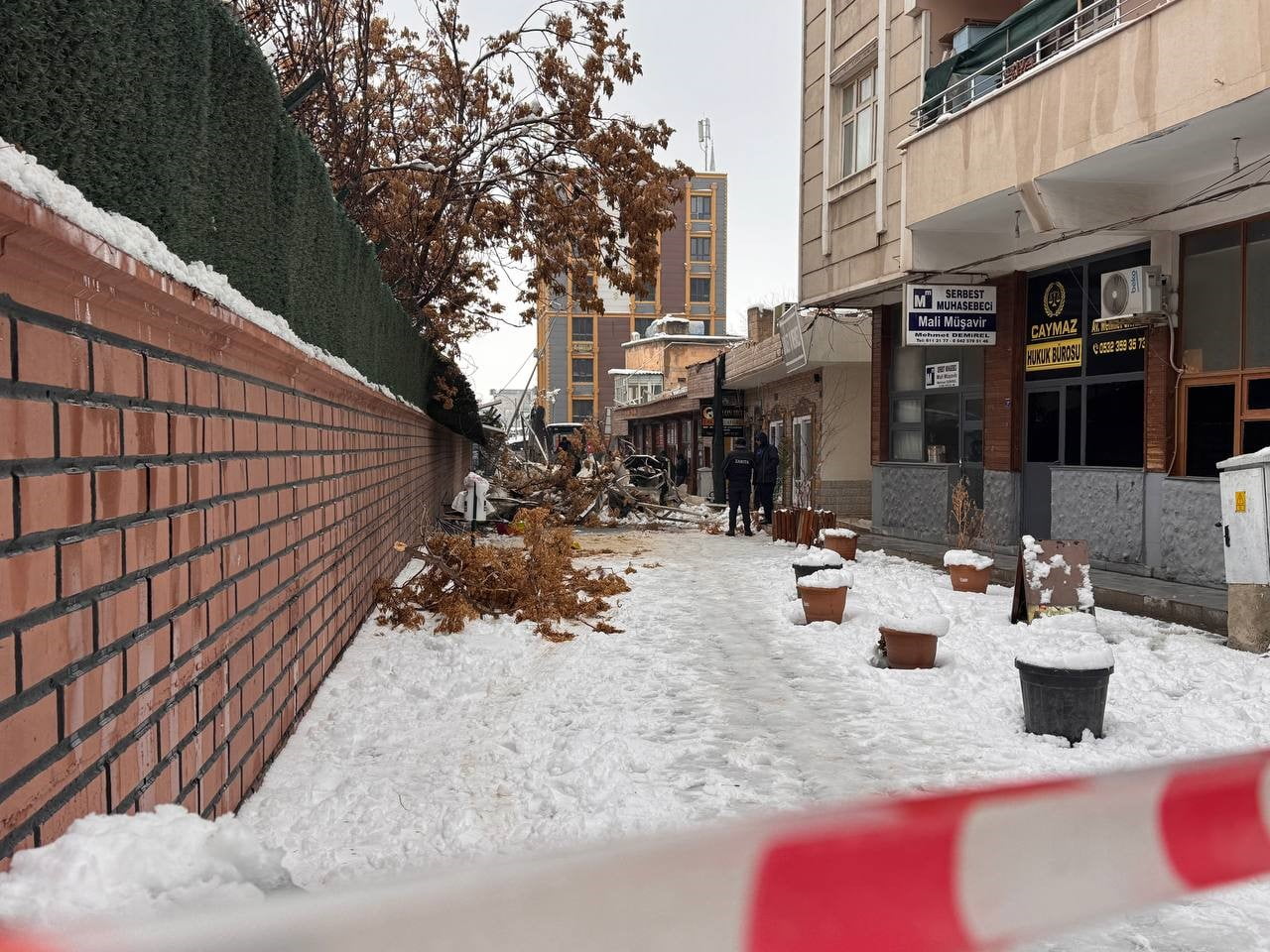 SURUÇ'TA SANAT SOKAĞI ÇÖKTÜ