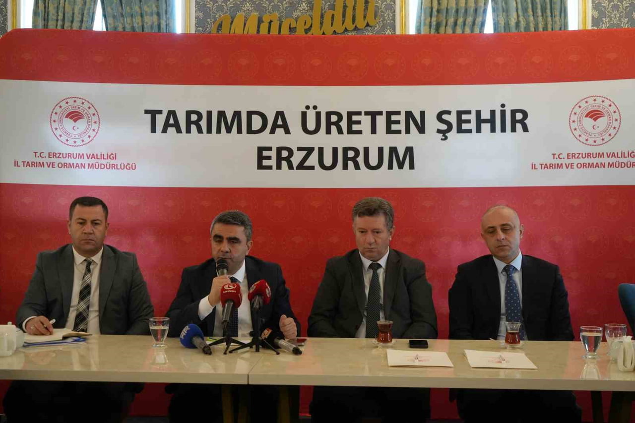 TARIM VE ORMAN  İL MÜDÜRÜ ALPASLAN KENGER,  2025 YILINDA ERZURUM TARIMINI GELİŞTİRMEK İÇİN...