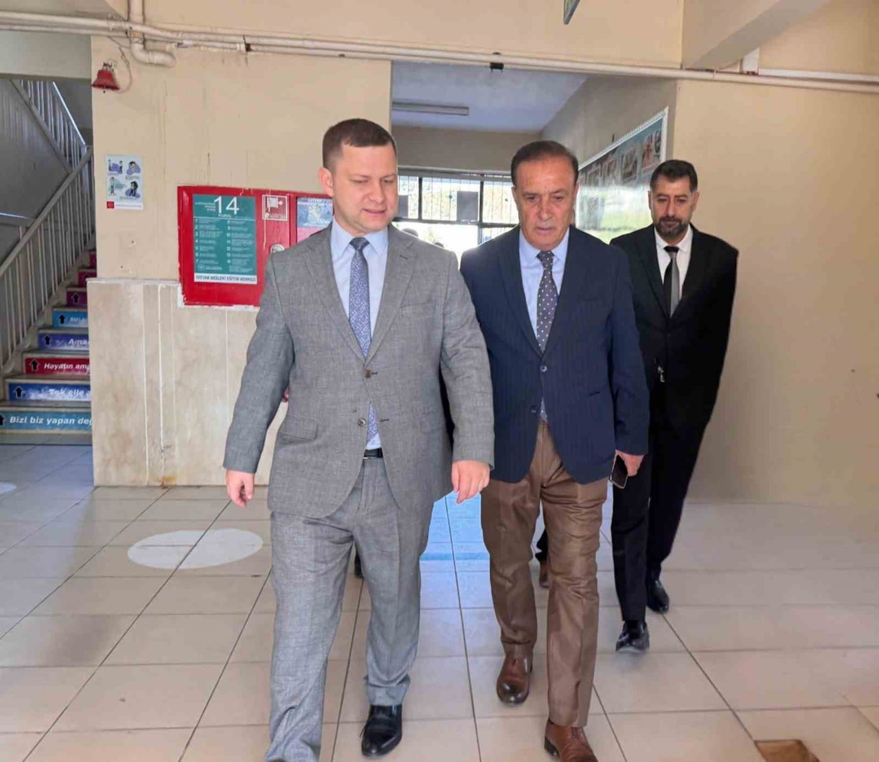 TATVAN KAYMAKAMI YİĞİT YAŞAR DEMİRER, TATVAN MESLEKİ EĞİTİM MERKEZİ’NİN İLÇENİN SOSYAL VE EKONOMİK...