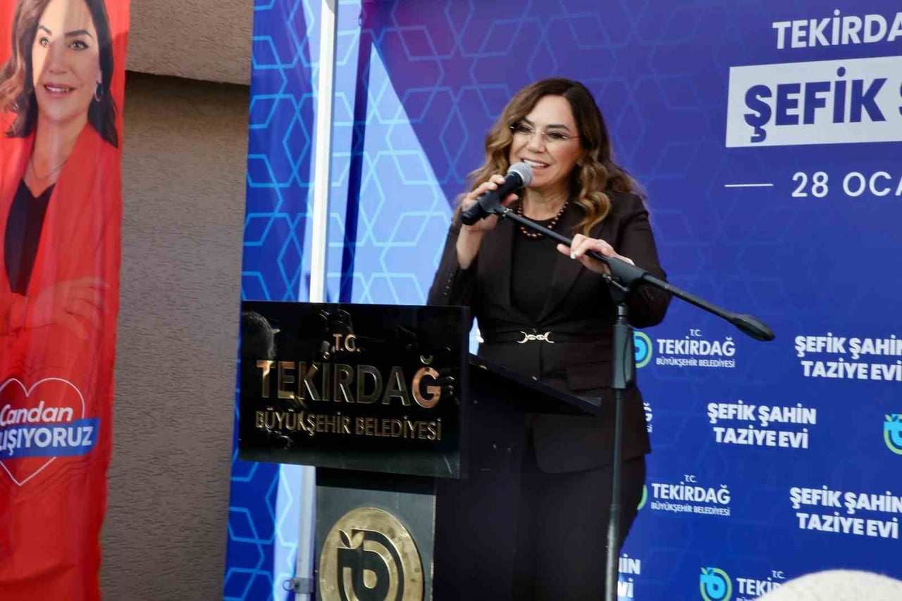 TEKİRDAĞ BÜYÜKŞEHİTR BELEDİYE BAŞKANI DR. CANDAN YÜCEER