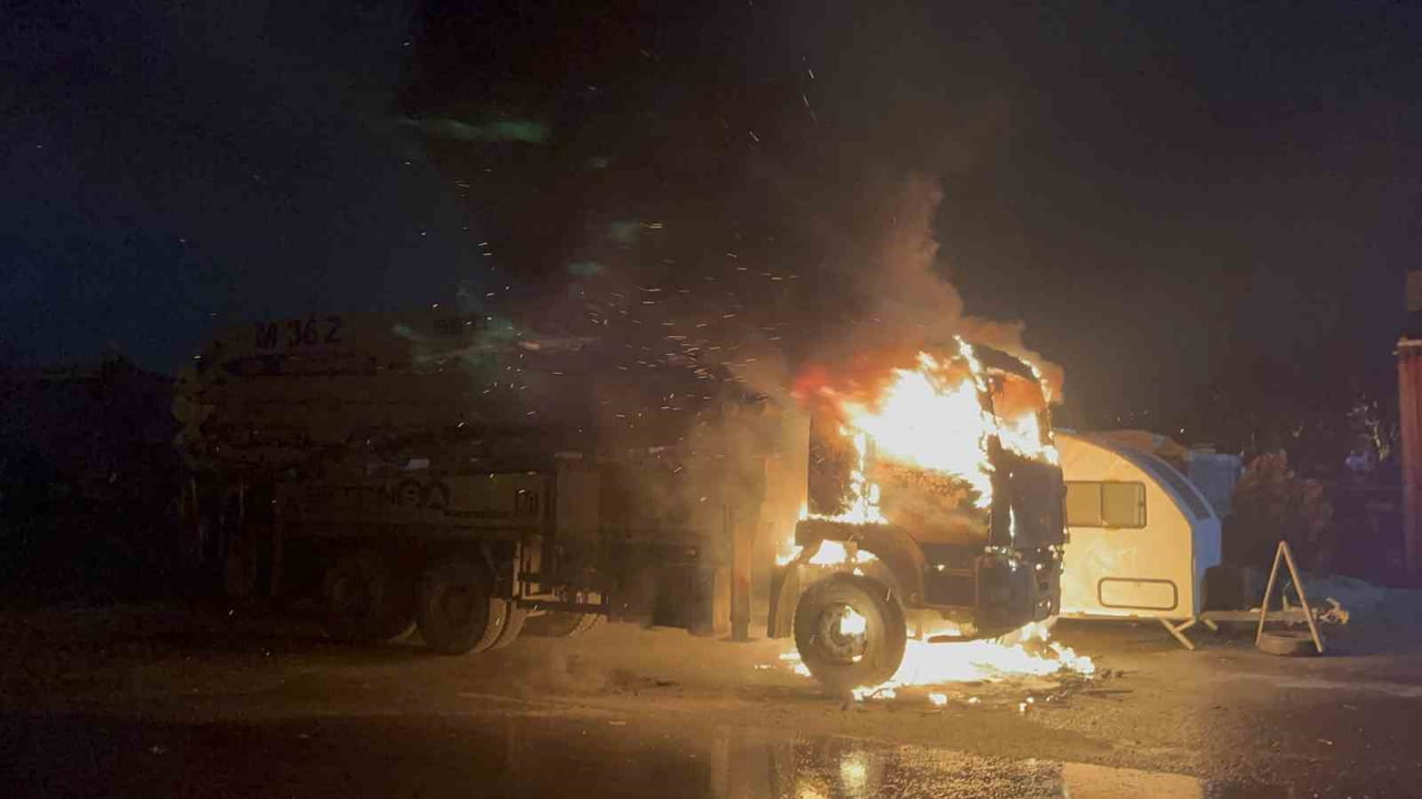 TEKİRDAĞ’DA BETON POMPASI ALEV TOPUNA DÖNDÜ
