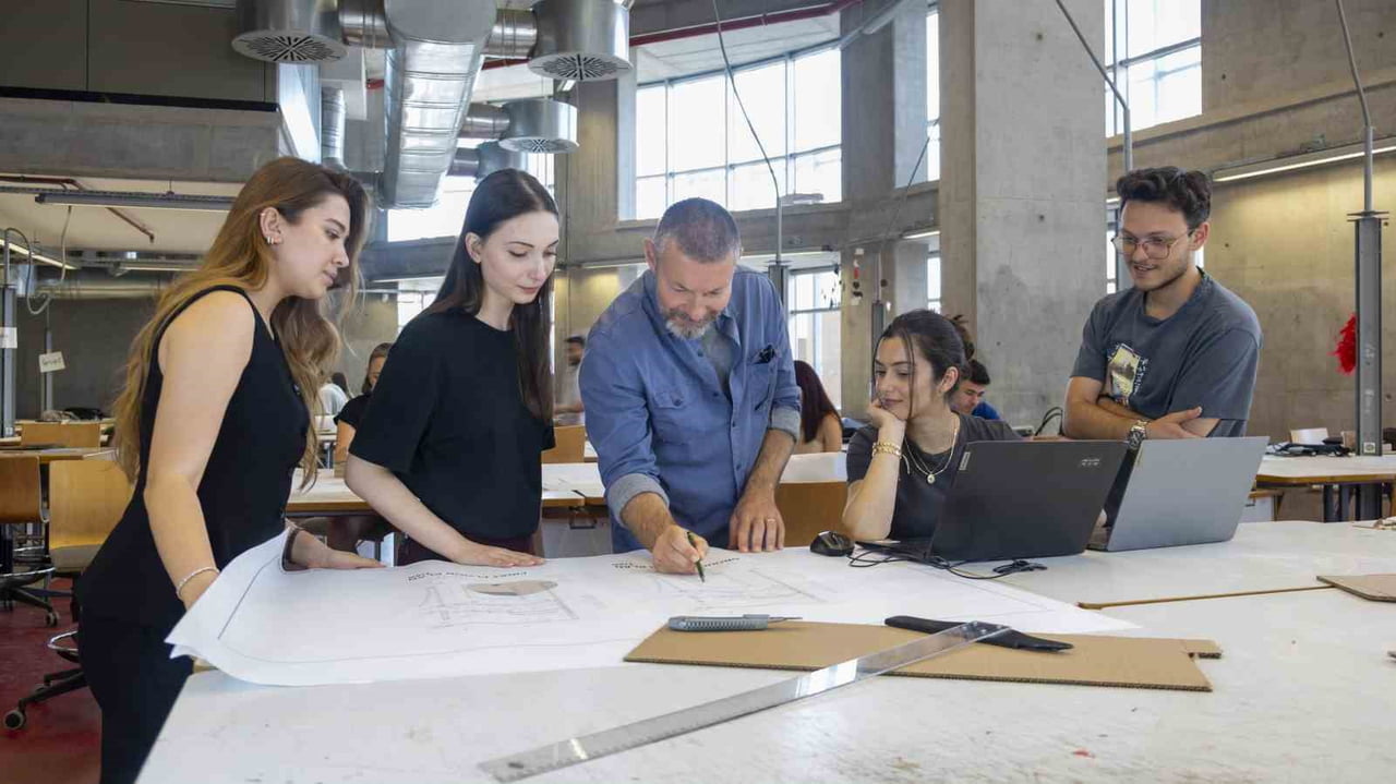 TEKNOLOJİ VE YENİLİK ODAKLI PROJELERİ OLAN GİRİŞİMCİLER, TÜBİTAK TARAFINDAN BİREYSEL GENÇ GİRİŞİM...