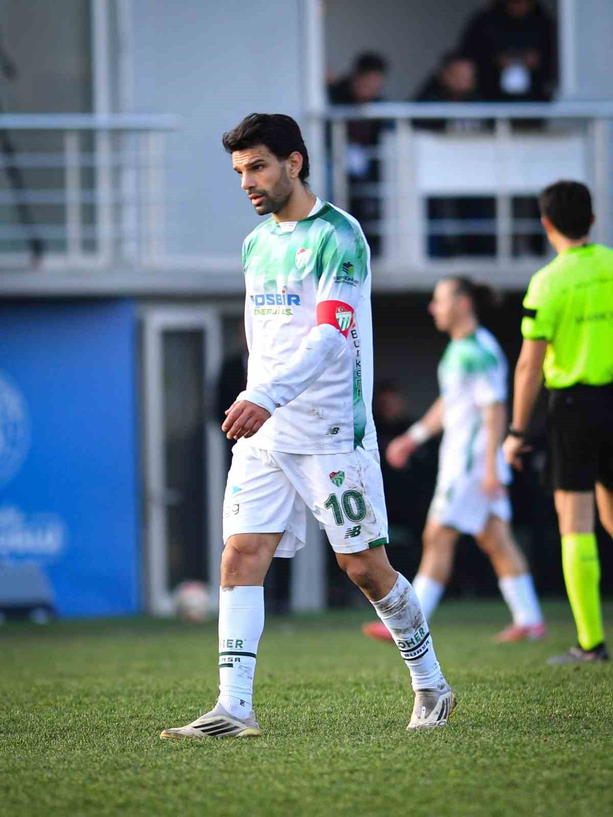 TFF 2. LİG KIRMIZI GRUP’UN 21. HAFTASINDA BURSASPOR, DEPLASMANDA ARKENT ARNAVUTKÖY BELEDİYESPOR’A...