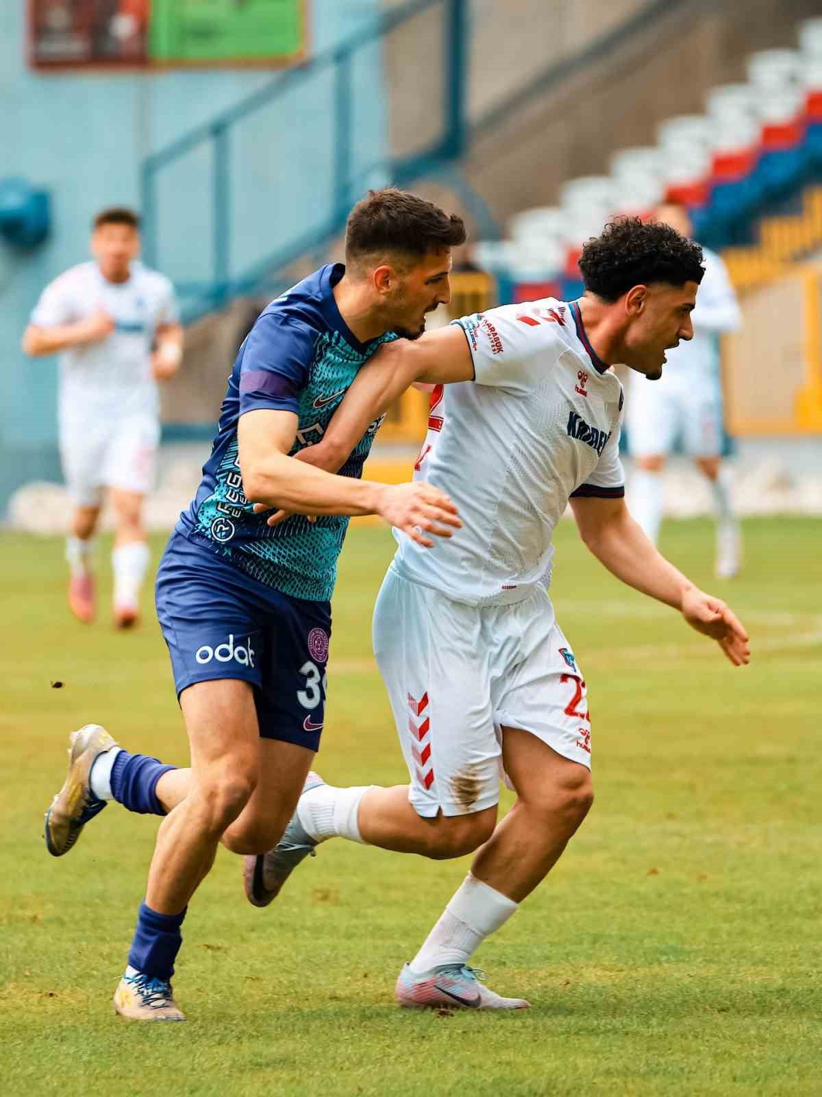 TFF 3. LİG 3. GRUP'UN 16. HAFTASINDA KARABÜK İDMAN YURDU SPOR EVİNDE 52 ORDUSPOR FUTBOL KULÜBÜ'NÜ...