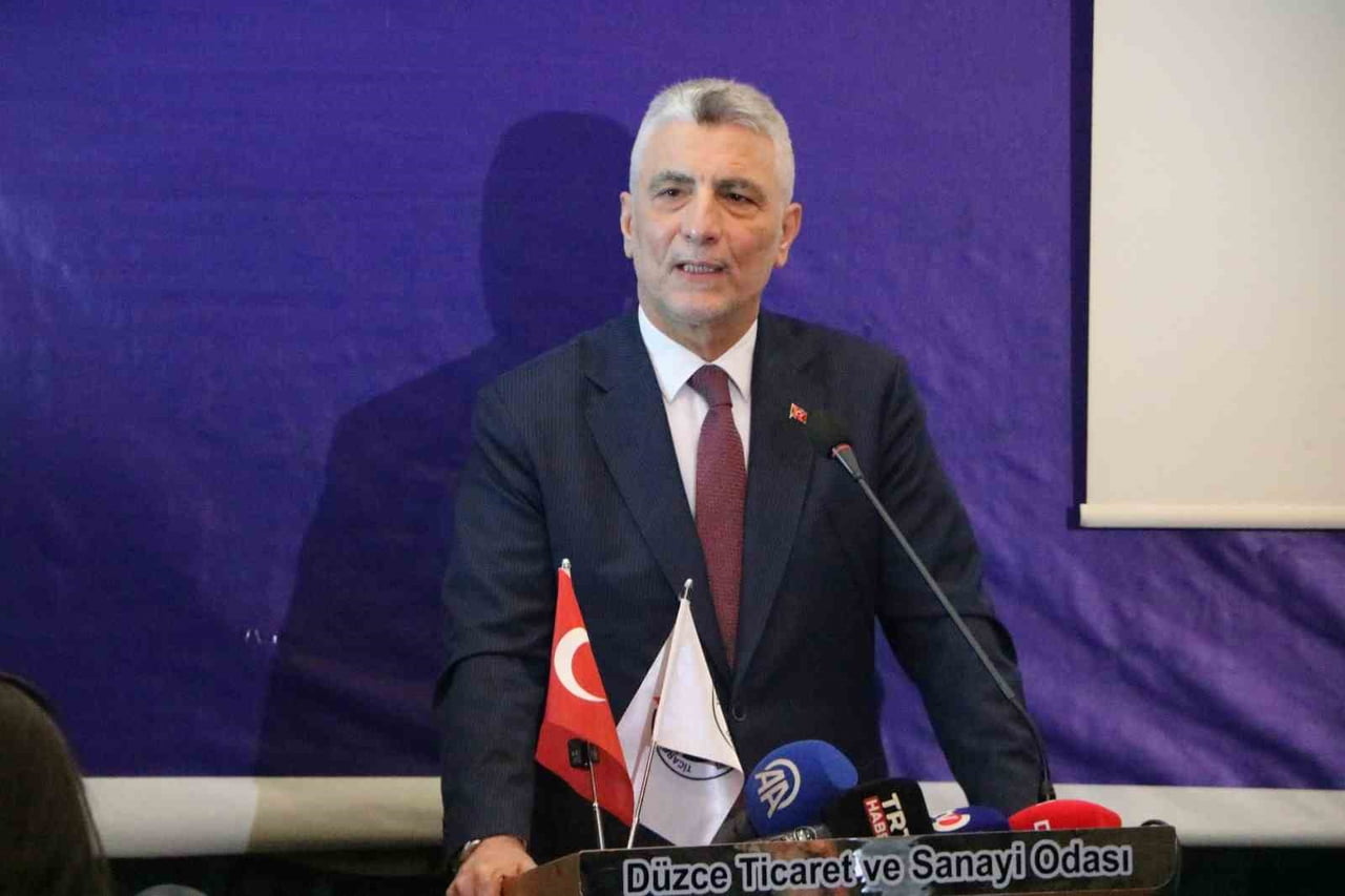 TİCARET BAKANI ÖMER BOLAT, DÜZCE’DE İŞ DÜNYASI İLE BİR ARAYA GELDİĞİ TOPLANTIDA, "DOĞALGAZ İLE...