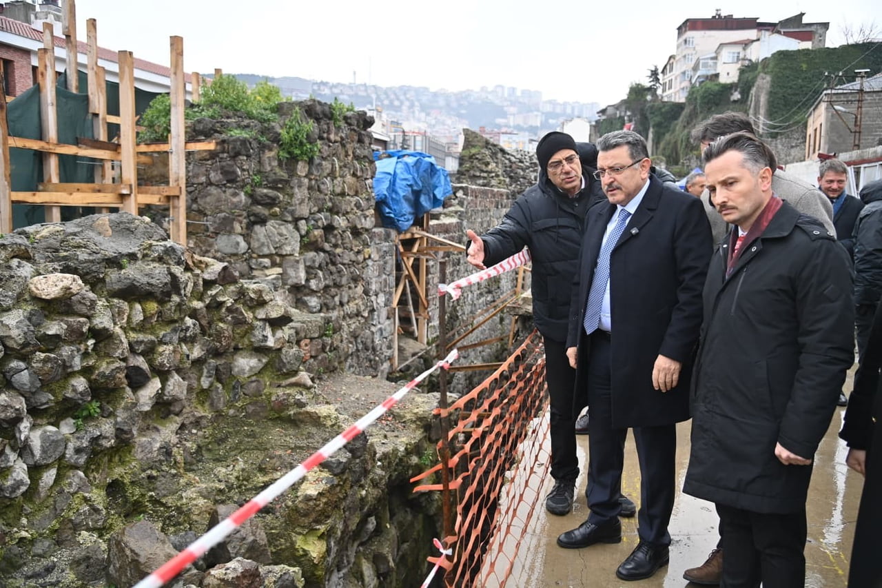 TRABZON BÜYÜKŞEHİR BELEDİYE BAŞKANI AHMET METİN GENÇ, TRABZON BÜYÜKŞEHİR BELEDİYESİ FEN İŞLERİ...