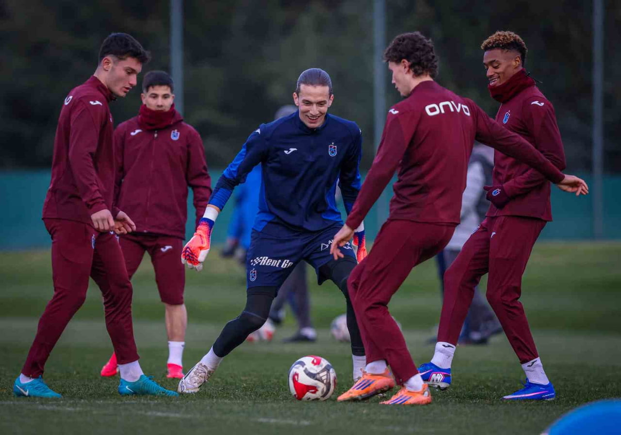 TRABZONSPOR, TRENDYOL SÜPER LİG'İN 20'NCİ HAFTASINDA OYNAYACAĞI ANTALYASPOR MAÇI HAZIRLIKLARINA...