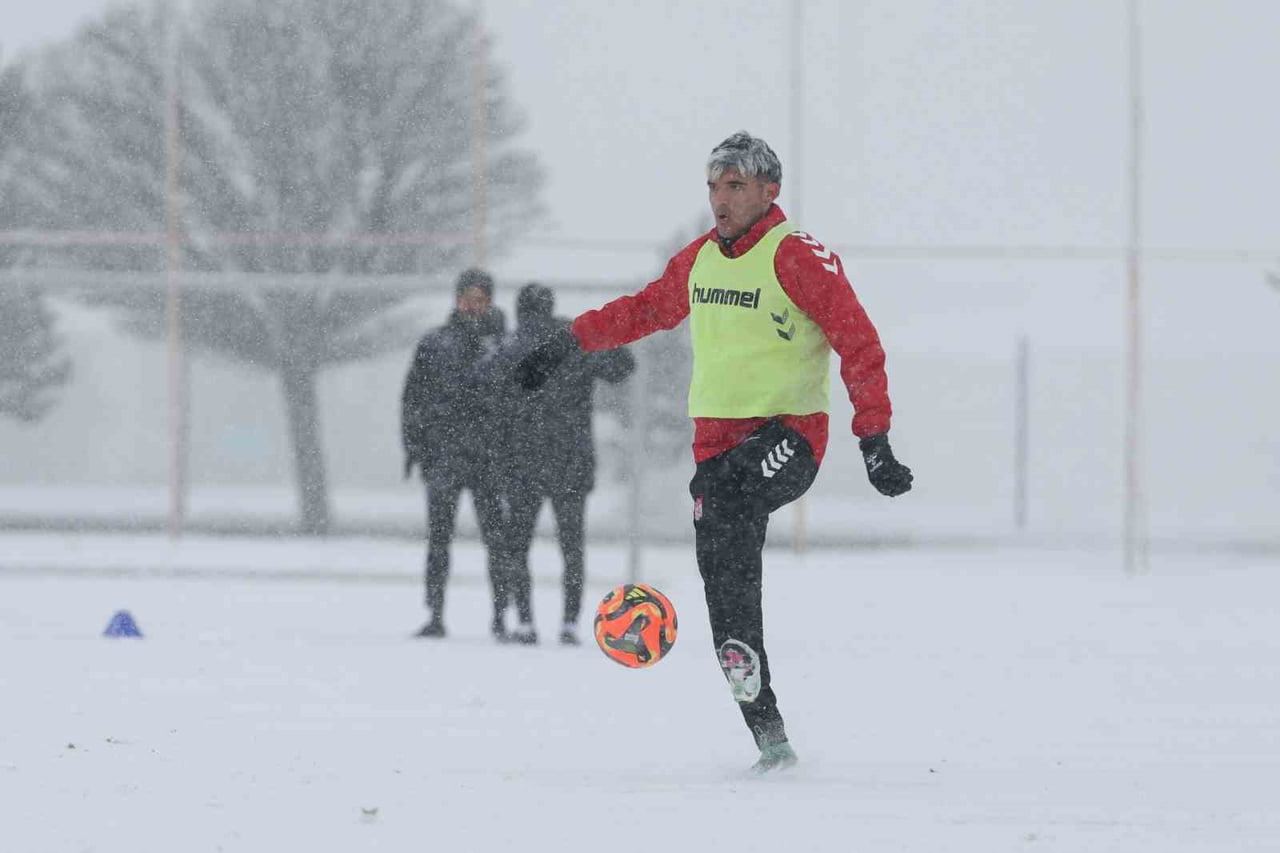 TRENDYOL 1. LİG’İN 22. HAFTASINDA SAHASINDA AMED SPORTİF FAALİYETLER’İ KONUK EDECEK OLAN ÖZBELSAN...