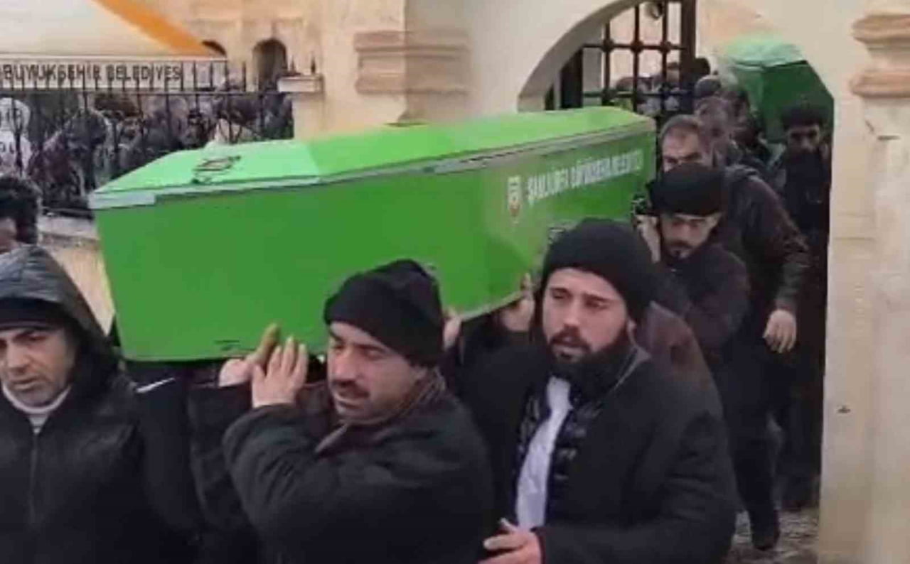 TÜP PATLAMASINDA ÖLENLER DEFNEDİLDİ