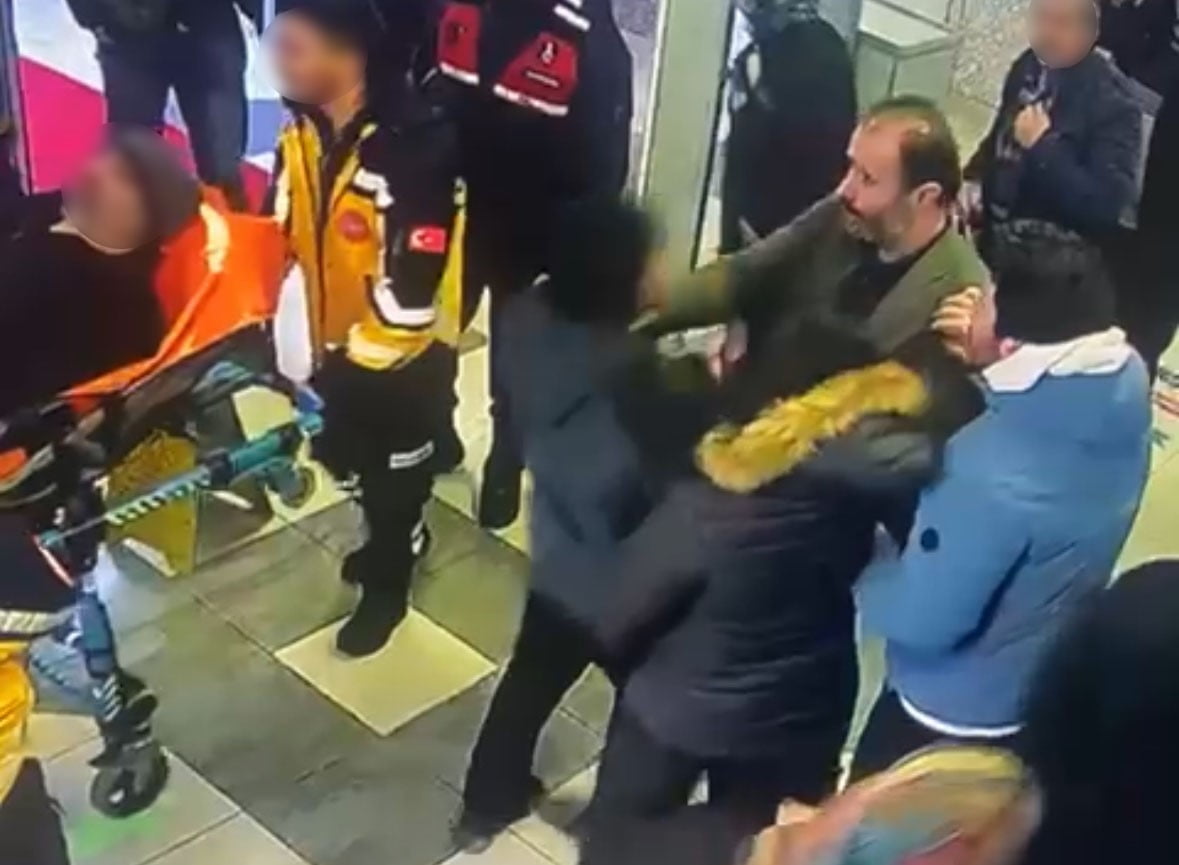 TÜRK SAĞLIK-SEN BOLU ŞUBE BAŞKANI FURKAN ÖZÜBEK İLE HASTANENİN MÜDÜR YARDIMCISI BERKAY AKTAŞ...