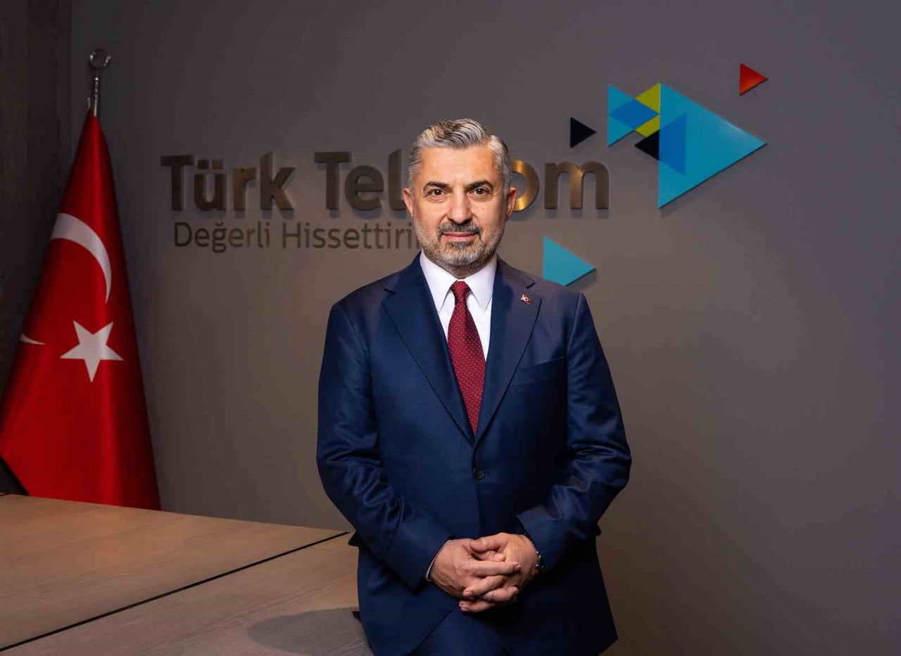 TÜRK TELEKOM, 2025 YILINI GÜÇLÜ ALTYAPI YATIRIMLARI, ÖNCÜ 5G ÇALIŞMALARI VE TEKNOLOJİ ÜRETME...