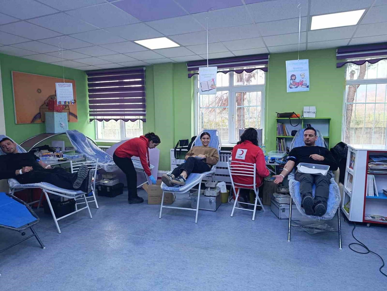 TÜRKELİ’DE OKULLARDA REKOR KAN BAĞIŞI: 3 GÜNDE 253 ÜNİTE KAN TOPLANDI TÜRKELİ İLÇE MİLLİ EĞİTİM...