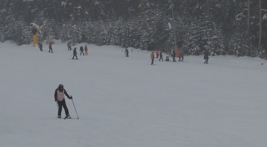 TÜRKİYE'NİN EN ÖNEMLİ KIŞ TURİZM MERKEZLERİ ARASINDA YERİNİ ALAN SARIKAMIŞ KAYAK MERKEZİ'NDE...