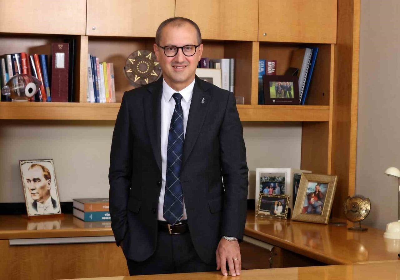 TÜRKİYE İŞ BANKASI GENEL MÜDÜR YARDIMCISI SEZGİN LÜLE