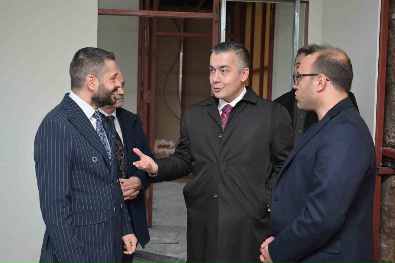 TÜRKİYE’NİN İLK İLÇE BAZLI 112 KOMUTA MERKEZİ, İSTANBUL’UN ESENYURT İLÇESİNDE KURULUYOR....