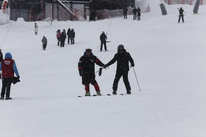 TÜRKİYE’NİN KIŞ TURİZMİ AÇISINDAN ÖNEMLİ MERKEZLERİNDEN ULUDAĞ’DA SOĞUK HAVA ETKİSİNİ ARTIRDI....