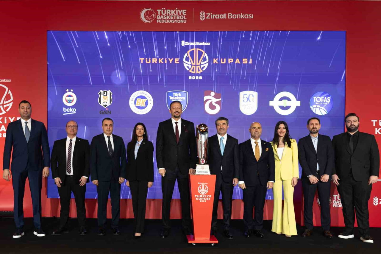 TÜRKİYE SİGORTA BASKETBOL SÜPER LİGİ'NDE İLK YARIYI İLK 8 SIRADA TAMAMLAYAN TAKIMLARIN MÜCADELE...