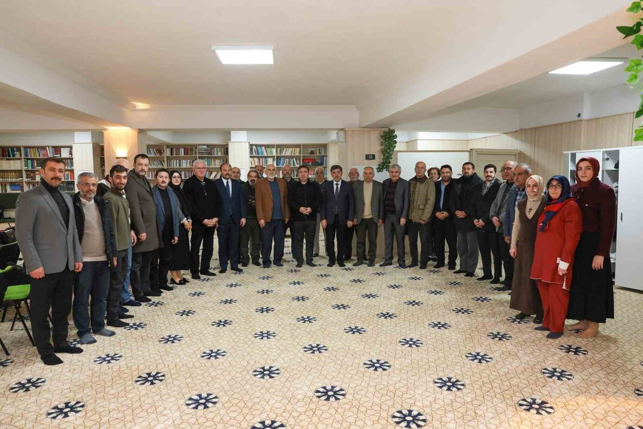 TÜRKİYE YAZARLAR BİRLİĞİ ERZİNCAN ŞUBESİ OLAĞAN GENEL KURUL TOPLANTISI GERÇEKLEŞTİRİLDİ. GENEL...