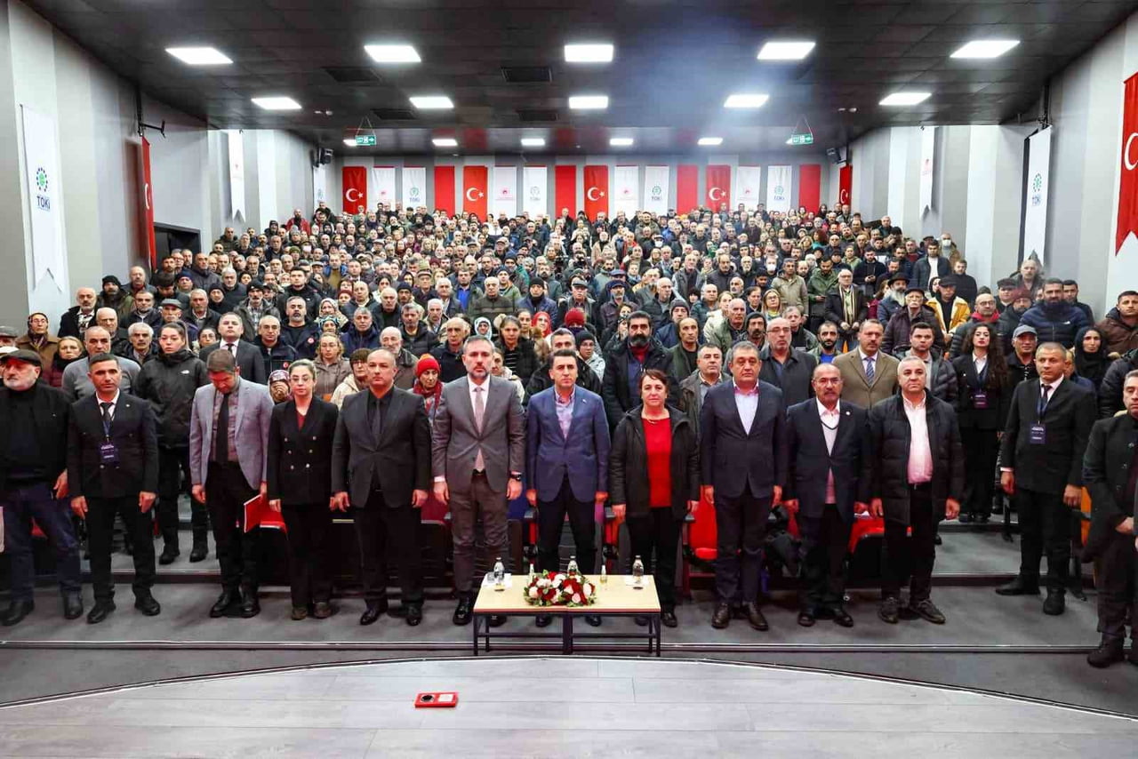 TÜRKİYE YÜZYILI 500 BİN SOSYAL KONUT PROJESİ KAPSAMINDA TUNCELİ MERKEZ VE İLÇELERİNDE İNŞA...