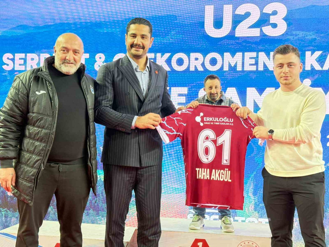 U23 SERBEST GÜREŞ TÜRKİYE ŞAMPİYONASI, FİNAL MAÇLARININ ARDINDAN BUGÜN SONA ERDİ.