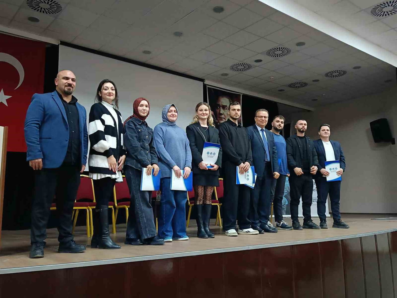 ÜLKEMİZİN ÖNEMLİ İŞ İNSANLARINDAN VE EĞİTİME VERDİĞİ KATKILARLA HAFIZALARDA YER EDİNEN ASIM...