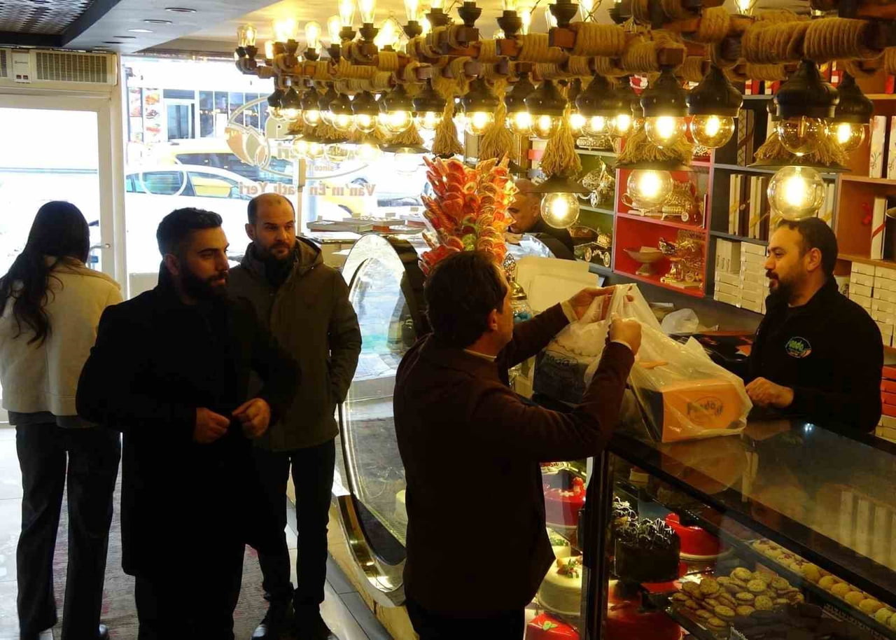 VAN’DA NÜFUS KAYITLARINDA DOĞUM TARİHİ 1 OCAK OLARAK GÖRÜNEN VATANDAŞLARIN SAYISININ FAZLA OLMASI...