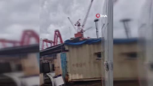 Yalova'da fırtına hayatı olumsuz etkiliyor