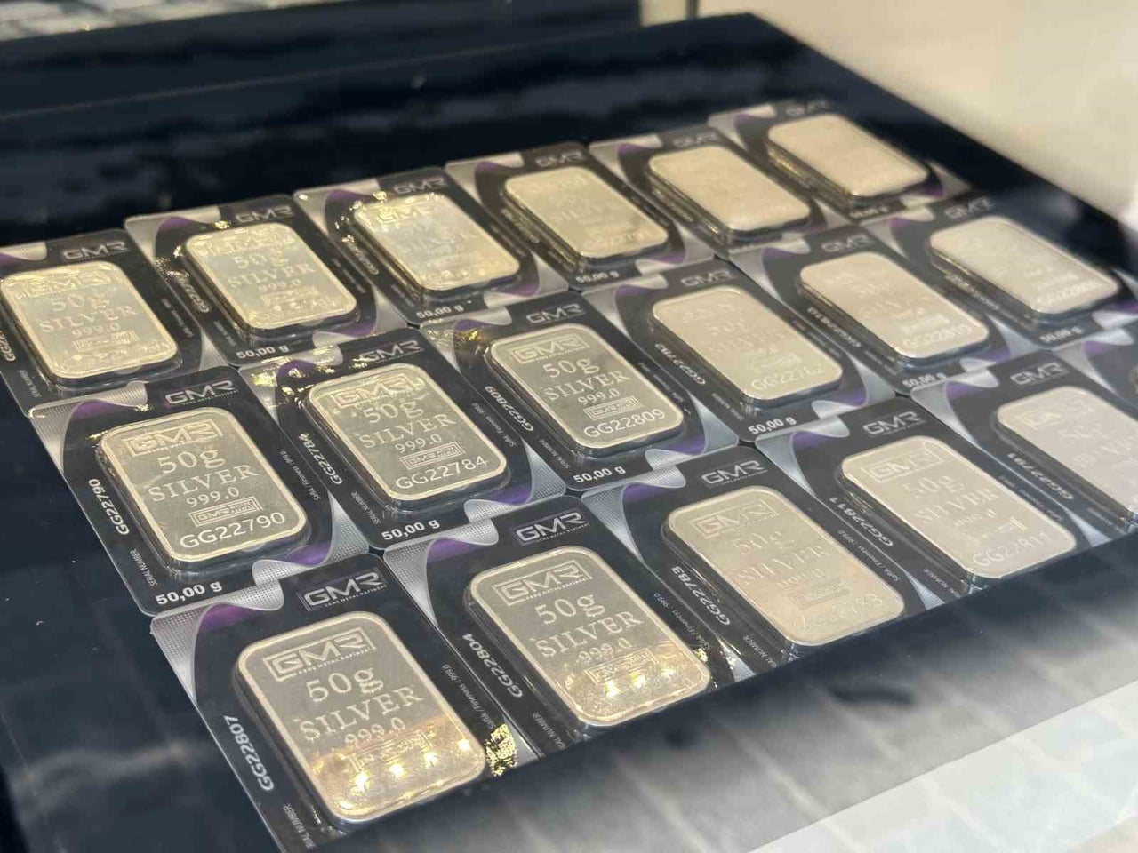 YENİ DÖNEM ANALİZLERİNE GÖRE ALTIN, HEM BİREYSEL HEM KURUMSAL TARAFTA AĞIRLIĞINI ARTIRIYOR.