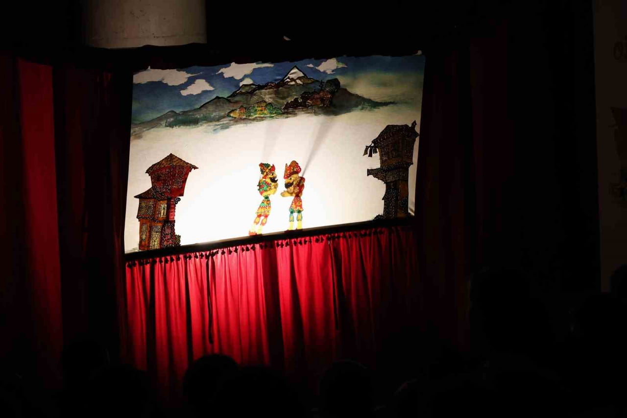 YÜZLERCE YILLIK GEÇMİŞE SAHİP OLAN GÖLGE OYUNU KARAGÖZ’Ü YAŞATMAK VE GELECEK KUŞAKLARA AKTARMAK...