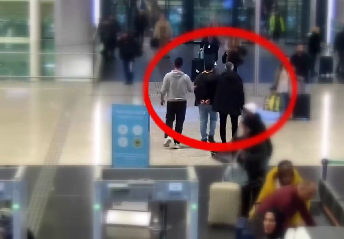 ZANLILARIN, HAVALİMANINDAN KAÇARKEN YAKALANDIĞI ANLAR GÜVENLİK KAMERASINA YANSIDI.