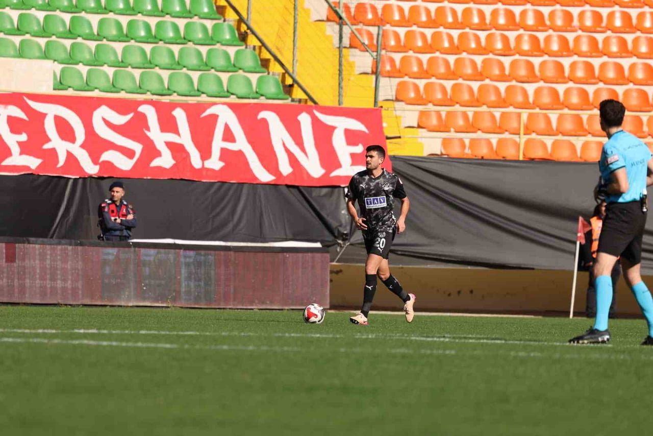 ZİRAAT TÜRKİYE KUPASI A GRUBU İKİNCİ HAFTA MAÇINDA CORENDON ALANYASPOR, FATİH KARAGÜMRÜK'Ü...