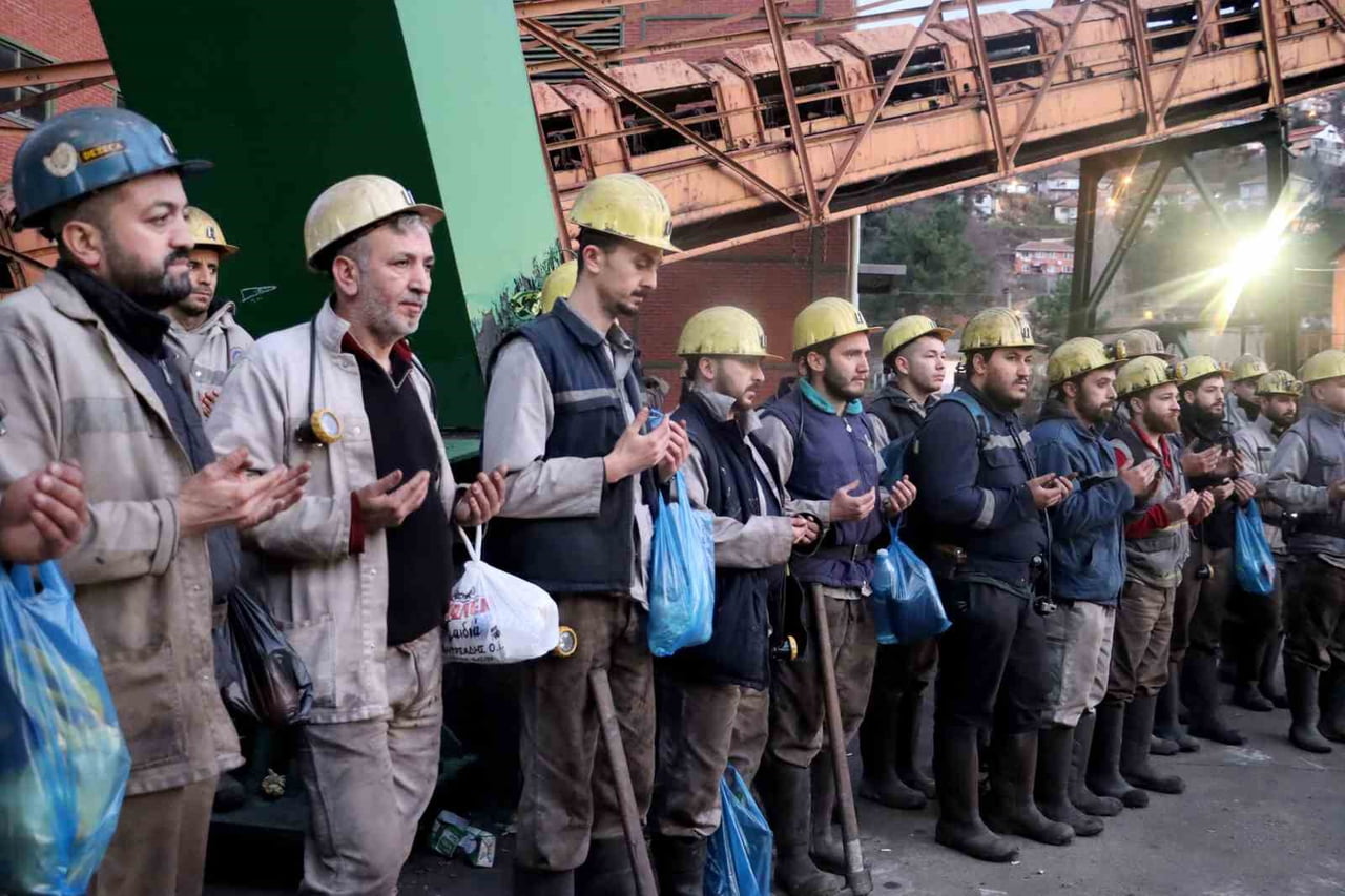 ZONGULDAK'TA TÜRKİYE TAŞKÖMÜRÜ KURUMU (TTK) KOZLU MÜESSESESİNDE, 7 OCAK 2013 TARİHİNDE TAŞERON...