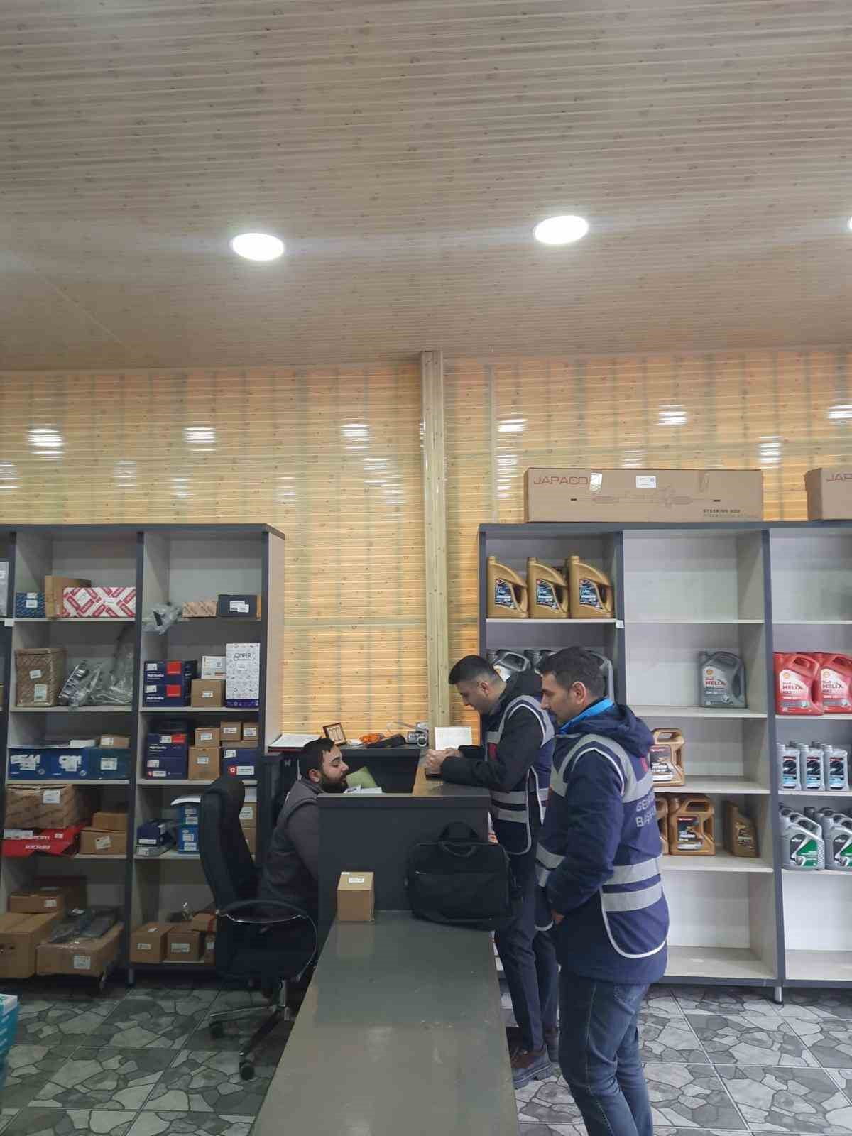 ZONGULDAK DEFTERDARLIĞI, İL GENELİNDEKİ OTO SANAYİ SİTELERİNDE GENİŞ KAPSAMLI VERGİ DENETİMİ...