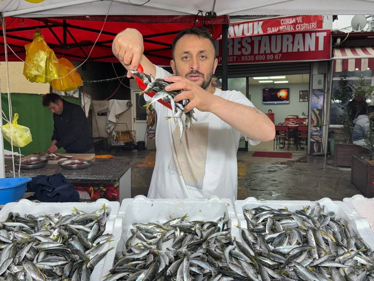 ZONGULDAK’TA BALIK TEZGAHLARINDA HAREKETLİLİK SÜRERKEN, VATANDAŞIN EN ÇOK TERCİH ETTİĞİ TÜRLERDEN...