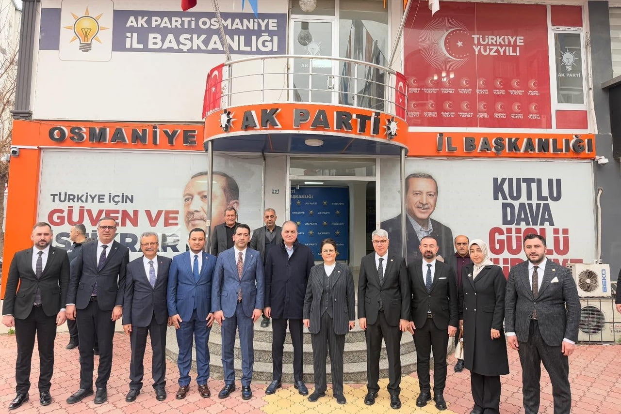 AK PARTİ GENEL BAŞKAN YARDIMCISI VE PARTİ SÖZCÜSÜ ÖMER ÇELİK, AK PARTİ OSMANİYE İL BAŞKANLIĞI'NI...