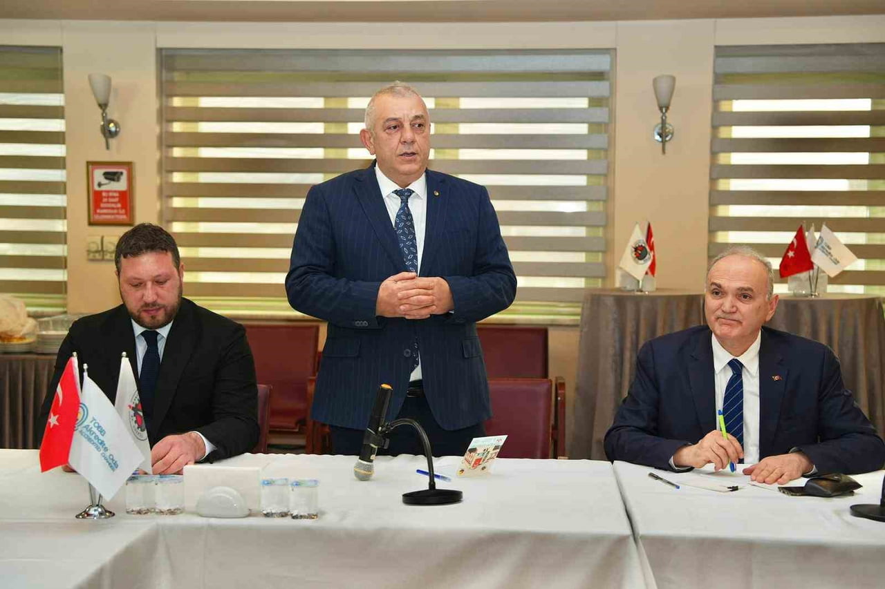 DÜZCE TİCARET VE SANAYİ ODASI (DTSO) TARAFINDAN DÜZENLENEN ÇÖZÜM MASASI TOPLANTILARINDA...