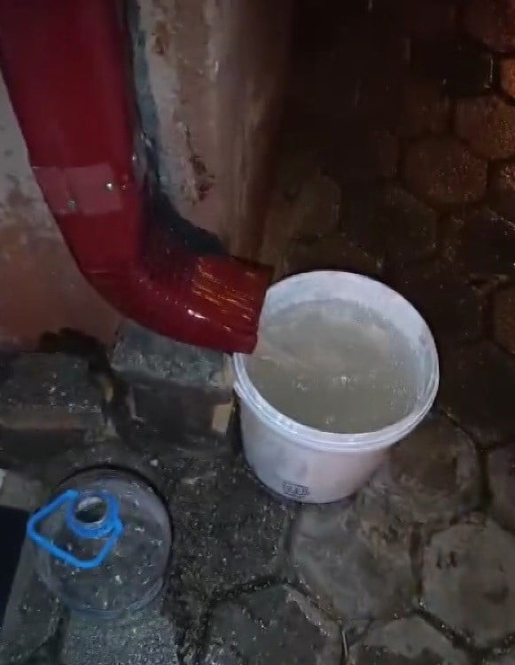 ESKİŞEHİR’DE ANİDEN YAPILAN SU KESİNTİSİ SONRASI ÖZELLİKLE YARIN ÇOCUKLARI OKULA GİDECEK VELİLER...