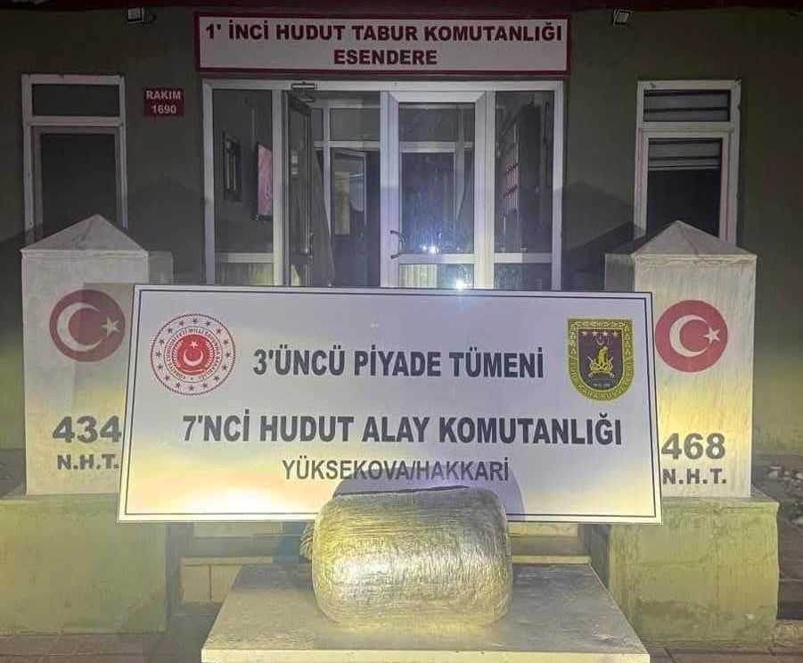 HAKKÂRİ'DE GÜVENLİK GÜÇLERİ TARAFINDAN SINIR HATTINDA YAPILAN ÇALIŞMALAR SONUCU KİLO 842 GRAM...
