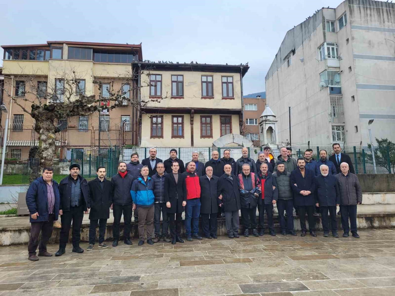 OSMANLI DÖNEMİNDE ORDULARIN SEFERE ÇIKARKEN ZAFER VE ŞÜKÜR NAMAZI KILDIĞI NAMAZGAH CAMİİ’NDE...