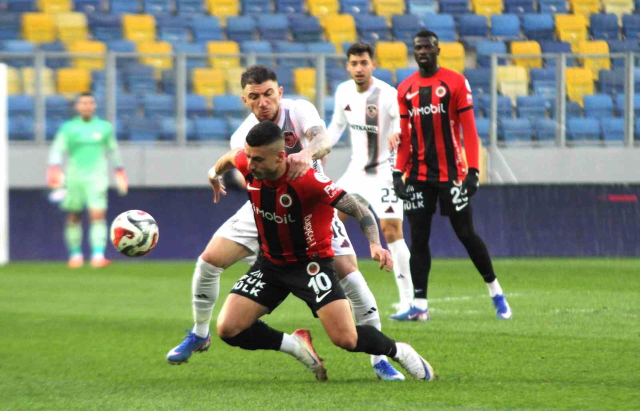 TRENDYOL SÜPER LİG’İN 20. HAFTASINDA GENÇLERBİRLİĞİ, GAZİANTEP FK’YI SAHASINDA AĞIRLIYOR....