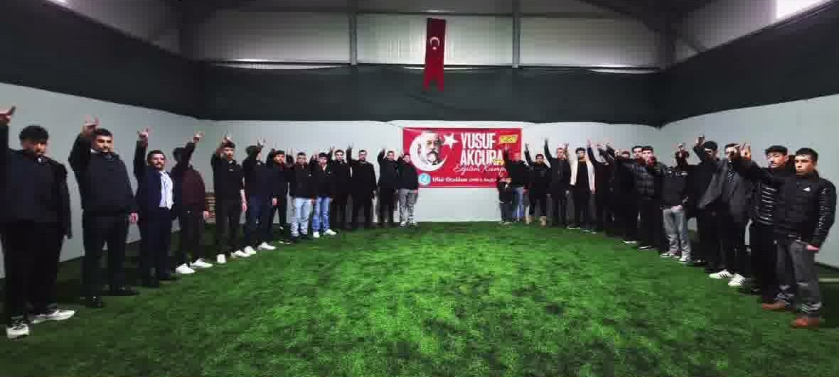 ÜLKÜ OCAKLARI BAYINDIR’DA GENÇLERİ BİR ARAYA GETİRDİ