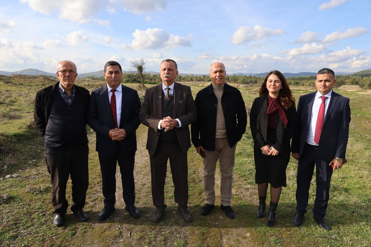 YUNUSEMRE BELEDİYE BAŞKANI SEMİH BALABAN, TÜRKİYE’NİN SAYILI MOTOKROS PARKURLARINDAN BİRİ OLMAYA...