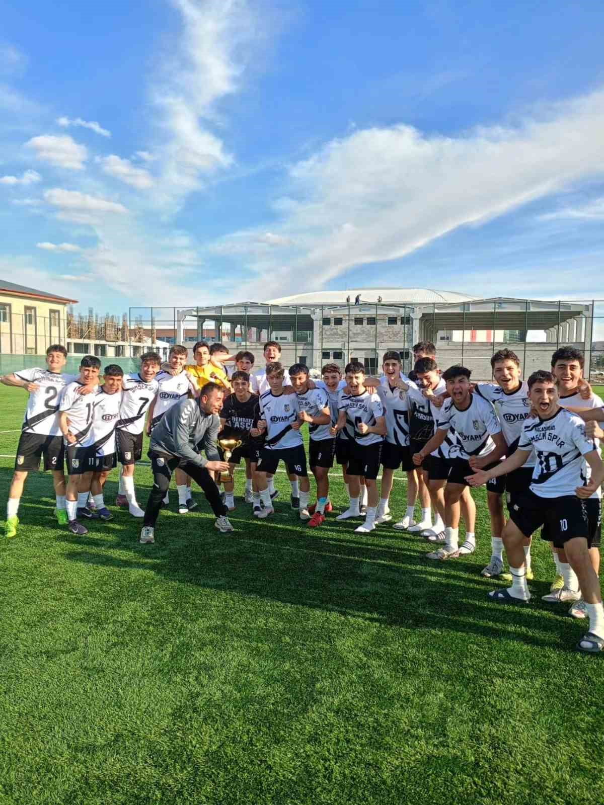 2025-2026 SEZONU U16 TÜRKİYE ŞAMPİYONASI 1. KADEME MÜSABAKALARINI SİVAS’TA OYNAYAN KOCASİNAN...