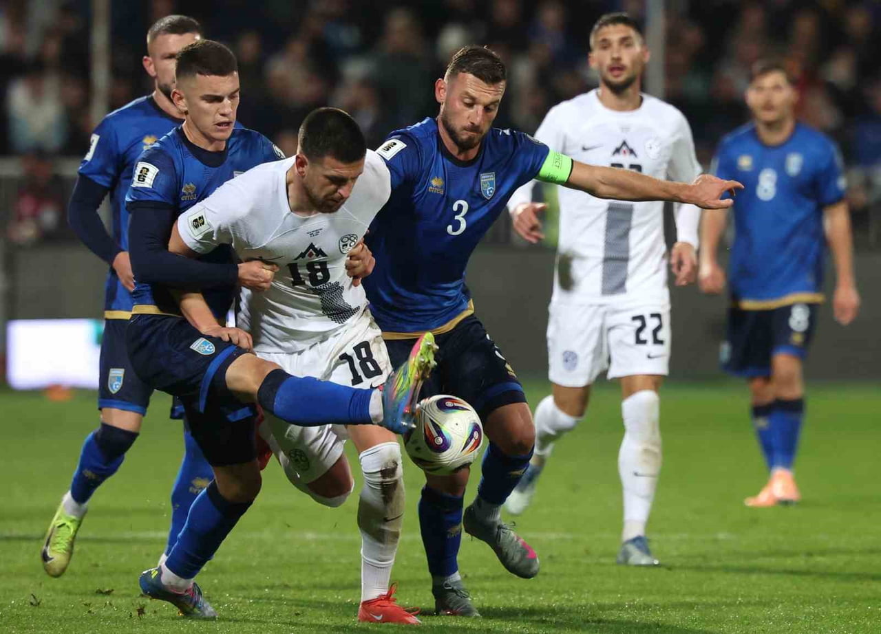 A MİLLİ TAKIMIN 2026 FIFA DÜNYA KUPASI PLAY-OFF FİNALİNDE KARŞILAŞACAĞI KOSOVA'NIN ADAY KADROSUNDA...